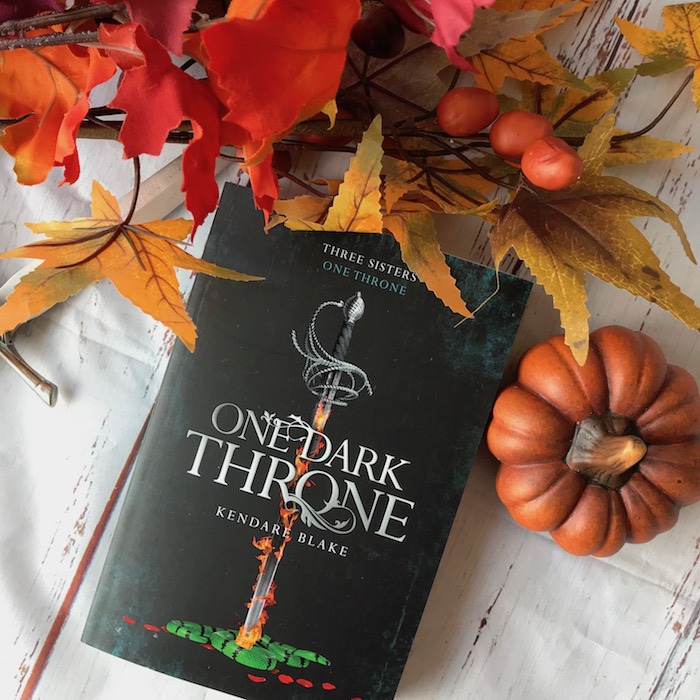 One Dark Throne (Three Dark Crowns 2) Kendare Blake Zon